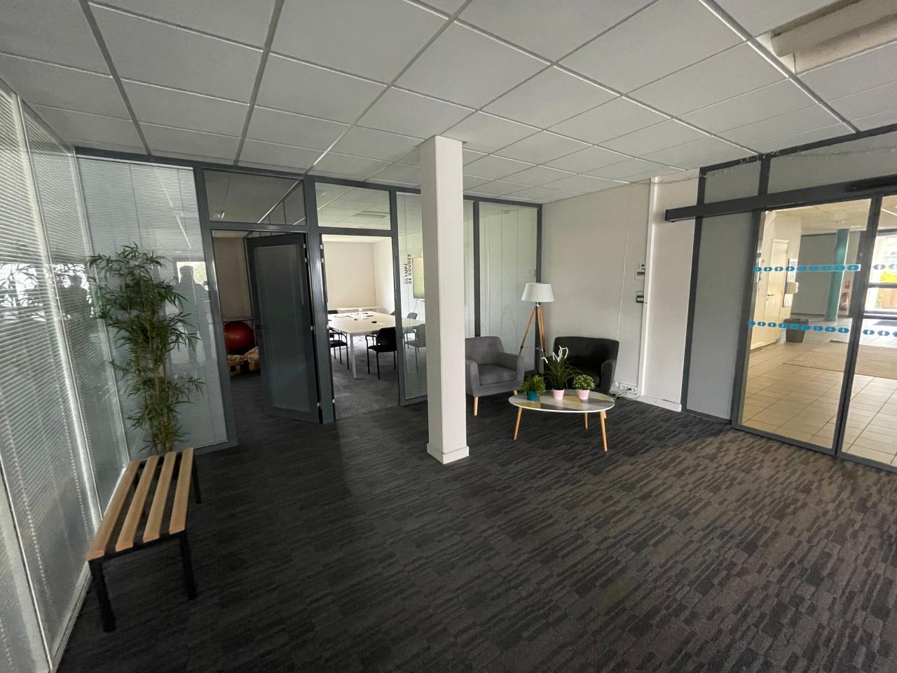 Bureau Tours 936m² Location bureau Tours Indre-et-Loire OLBUR2530948 8
